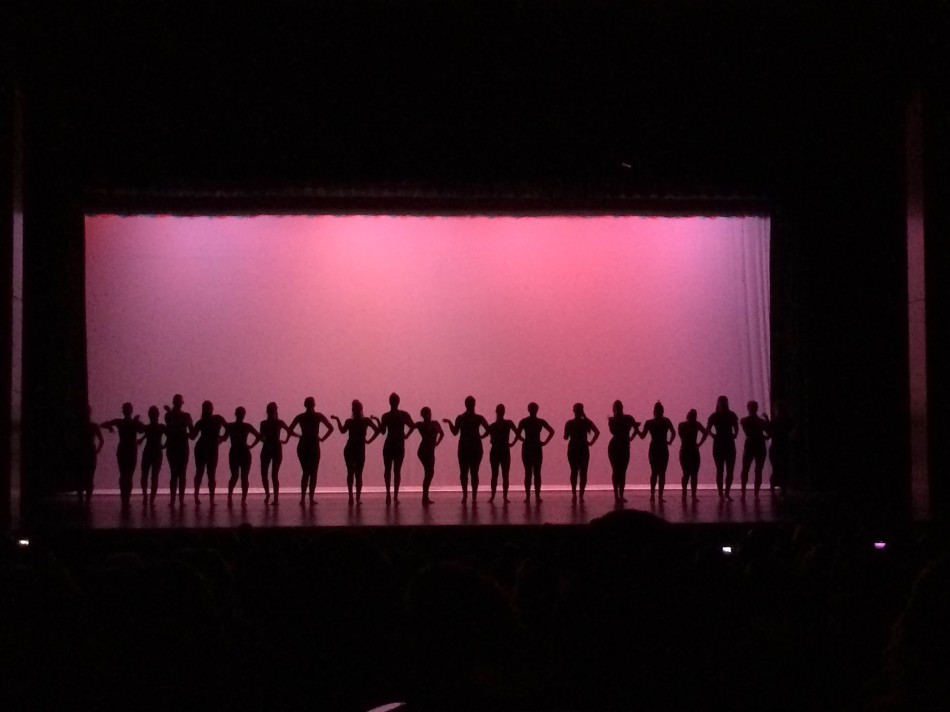 Photo+of+Panther+Creek+dance+students+and+Dance+Company+performing.